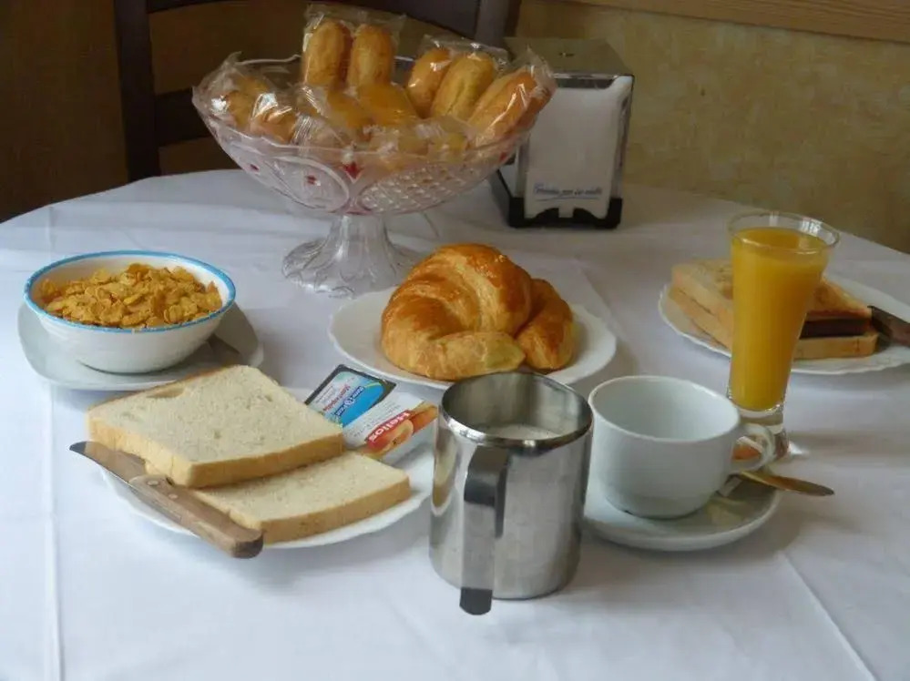 Hotel Aguila