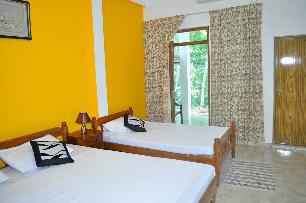 Dil Lanka Safari Resort