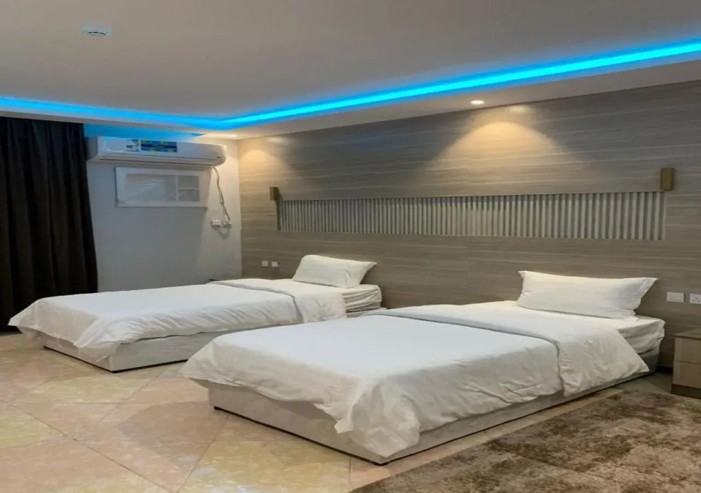 Dream Half Hotel