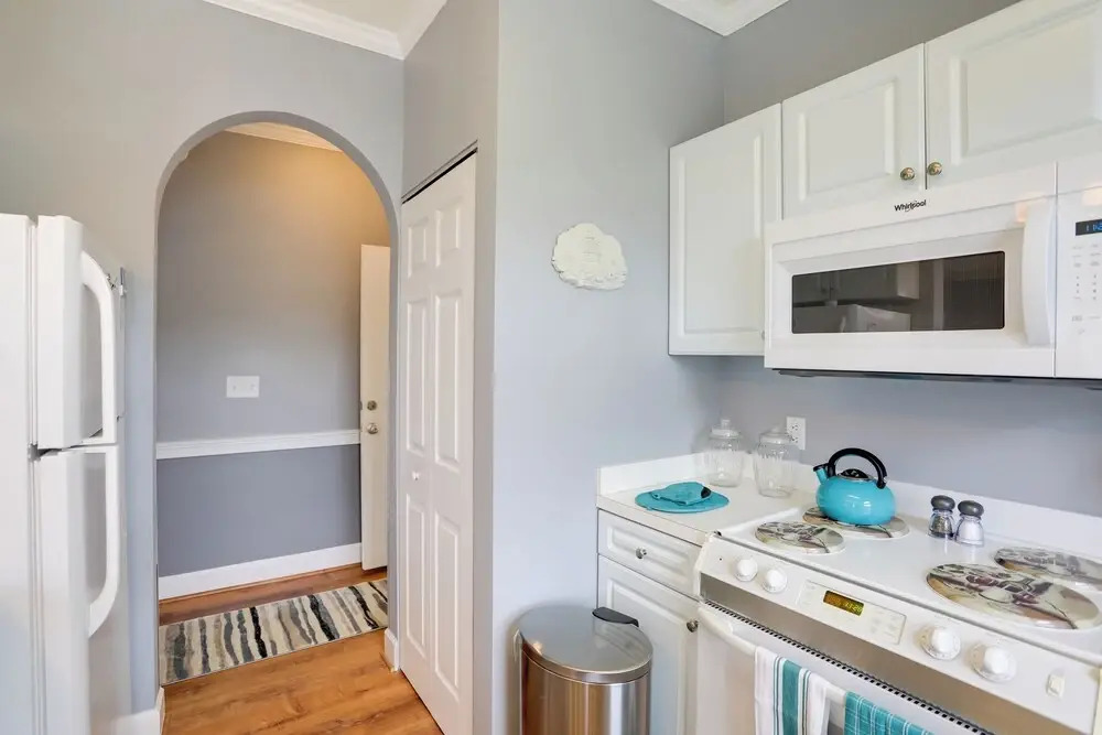 < 2 Mi to Coast: Condo w/ Pool in Myrtle Beach
