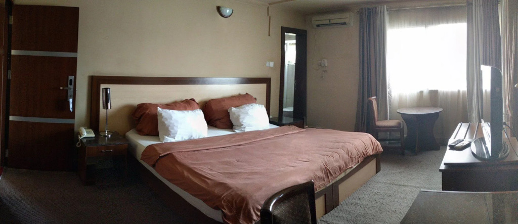 The Camelot Rest House