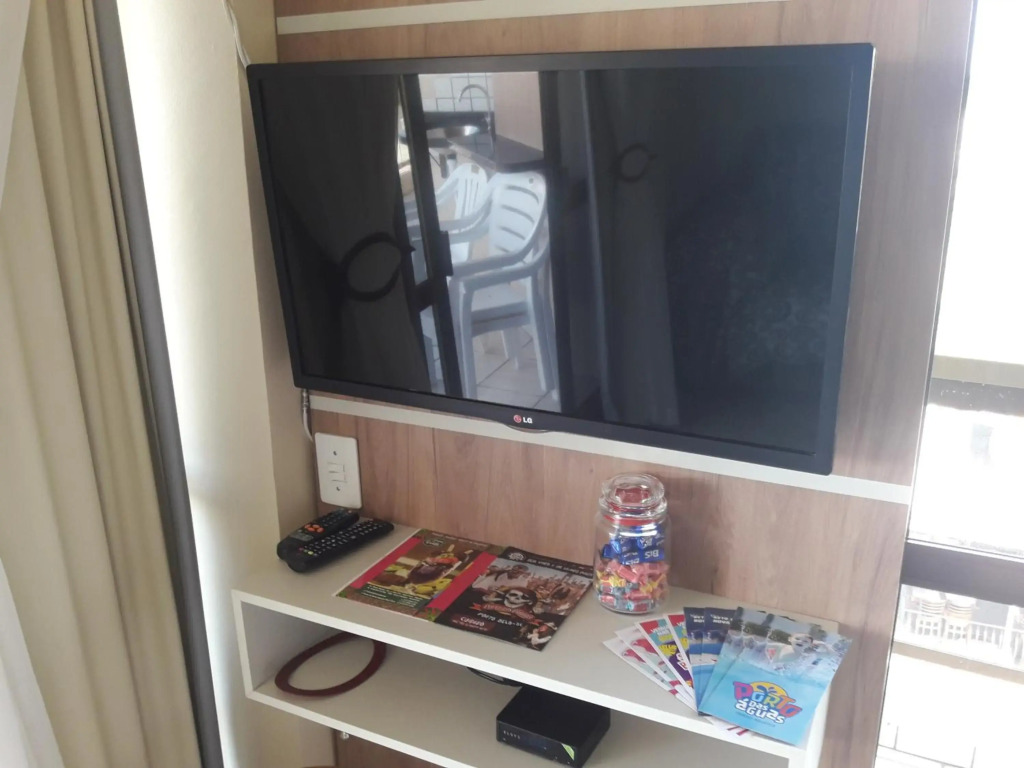 APTO 50M PRAIA NA AVENIDA - 6 PESSOAS, CHURRASQUEIRA, WIFI, SACADA, GARAGEM PARA VEICULOS PEQUENOS! - Residencial Roveda