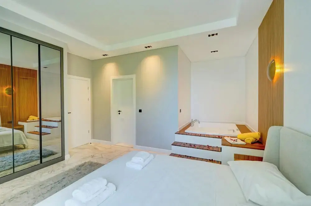 Villa Pluto 1 - PLANET LUXURY VILLAS