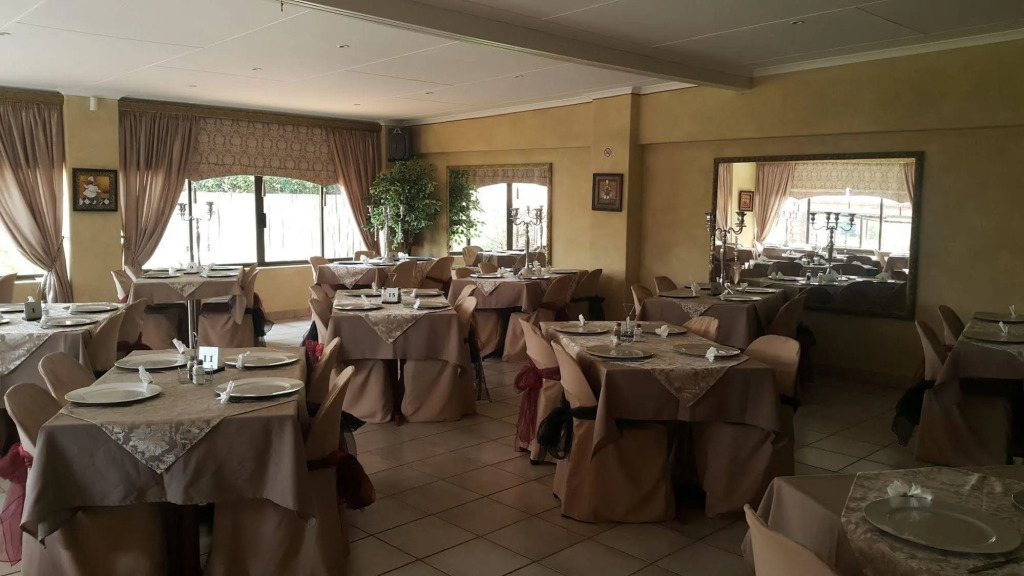 Crystal Rose Lodge & Spa