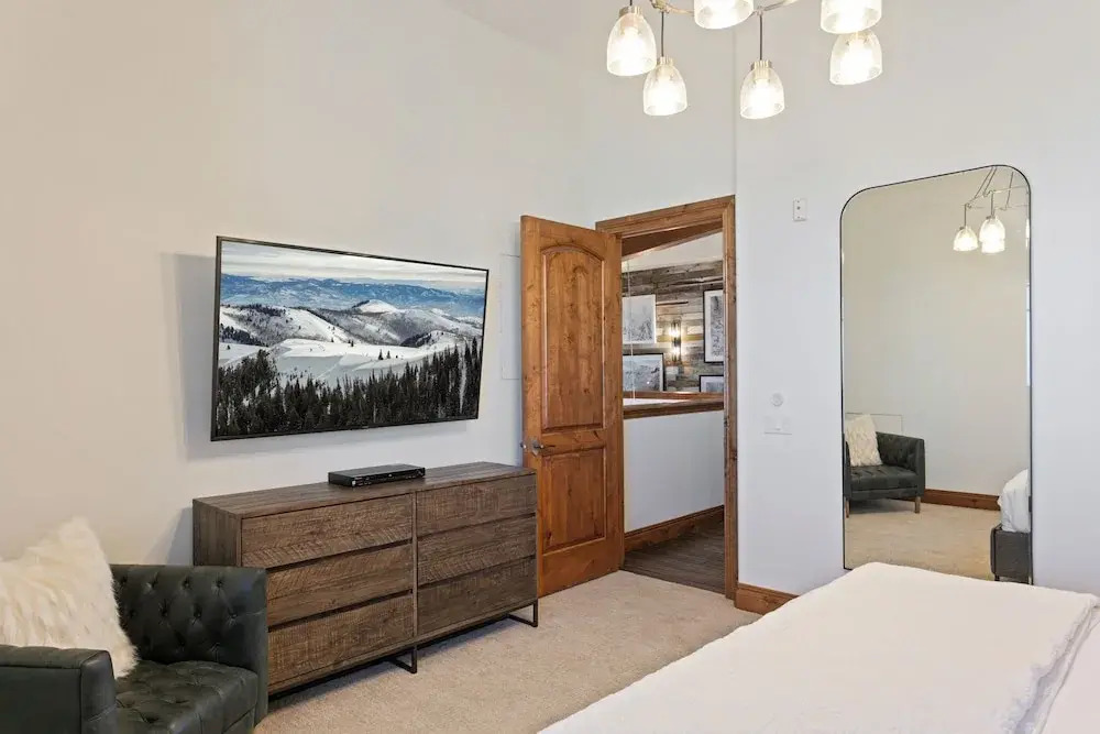 Grand Lodge - Penthouse #505 - Ski-in/ski-out 5 Bedroom Condo