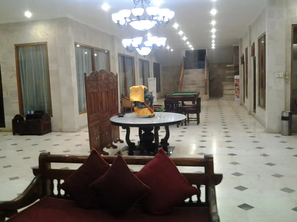 Dolphin Hotel Bali