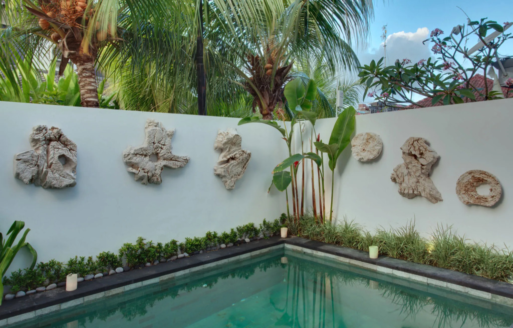 Room & Vespa 4 - Central Seminyak Near Beach