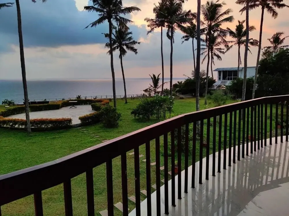 Pura Vida Varkala