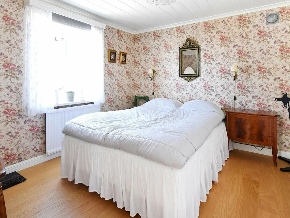 6 Person Holiday Home in Lysekil