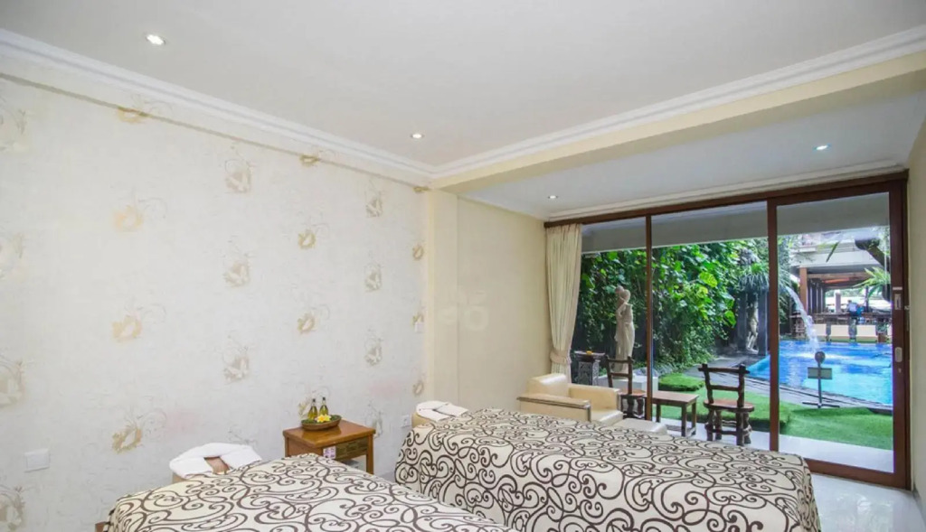 Green Garden Hotel