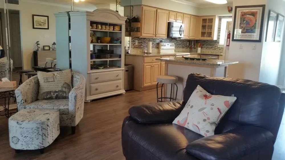 Jubilee Landing 207 - 2 Br Condo