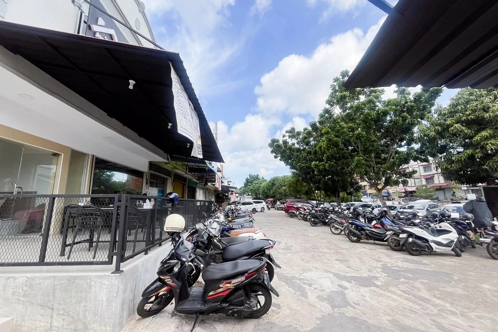 RedDoorz near Sungai Panas Batam
