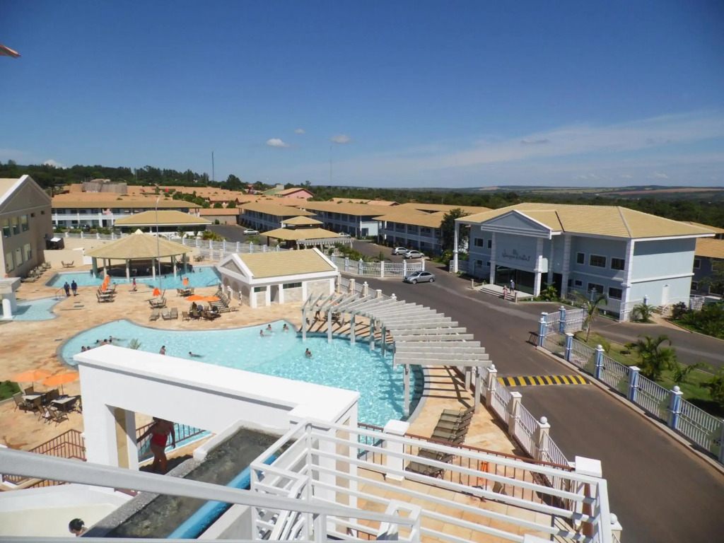 Lacqua diRoma - Oficial - Piscinas 24 horas