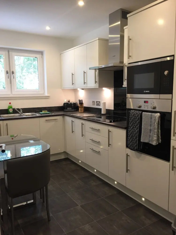 Inverness City Suites - Hedgefield