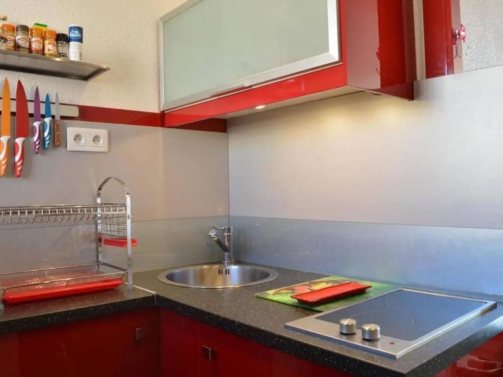 Appartement 2 pièces 6 personnes, loggia vue mer, parking, piscine - FR-1-229D-626