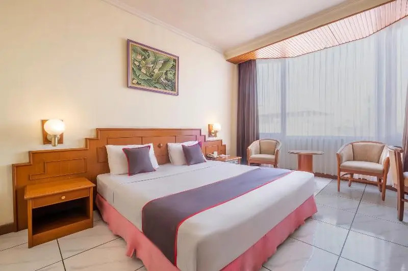 Baltika Hotel by OYO Rooms