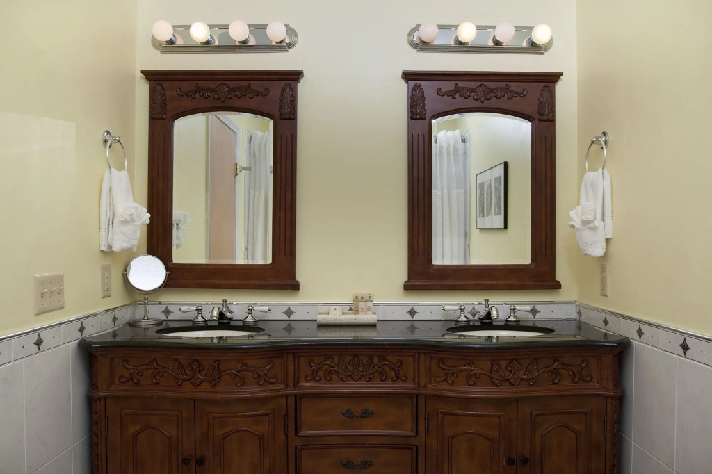 La Tourelle Inn & Spa