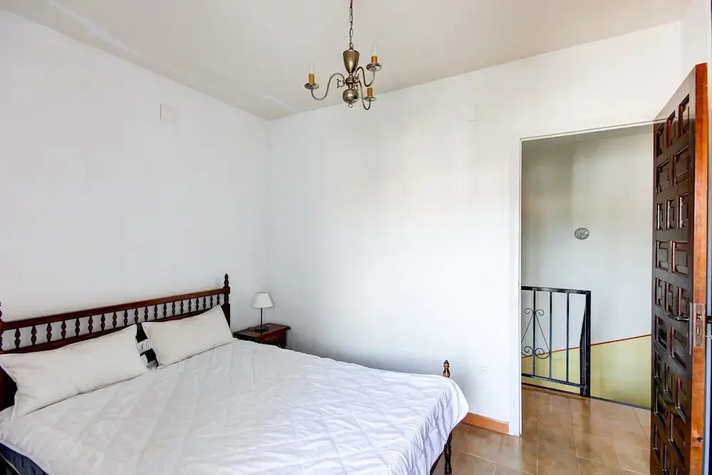 Townhouse in Rosas Near Aqua Brava Water Park