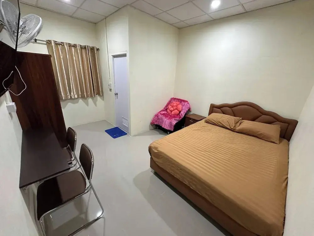 Nopphadon Hotel