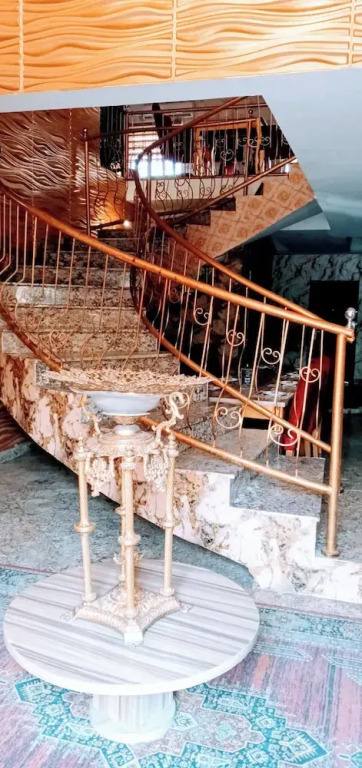 Zamin Suites