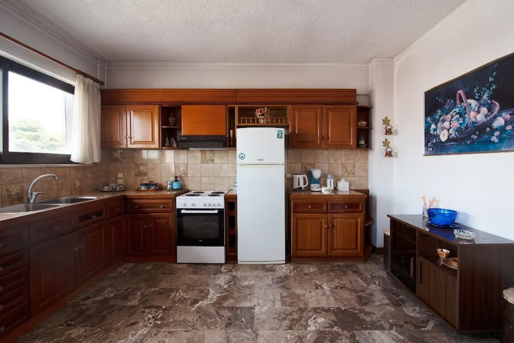 Spacius House Well Located