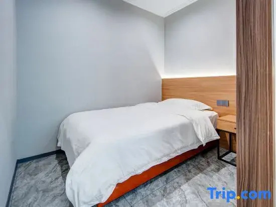 Jiaxin Hotel