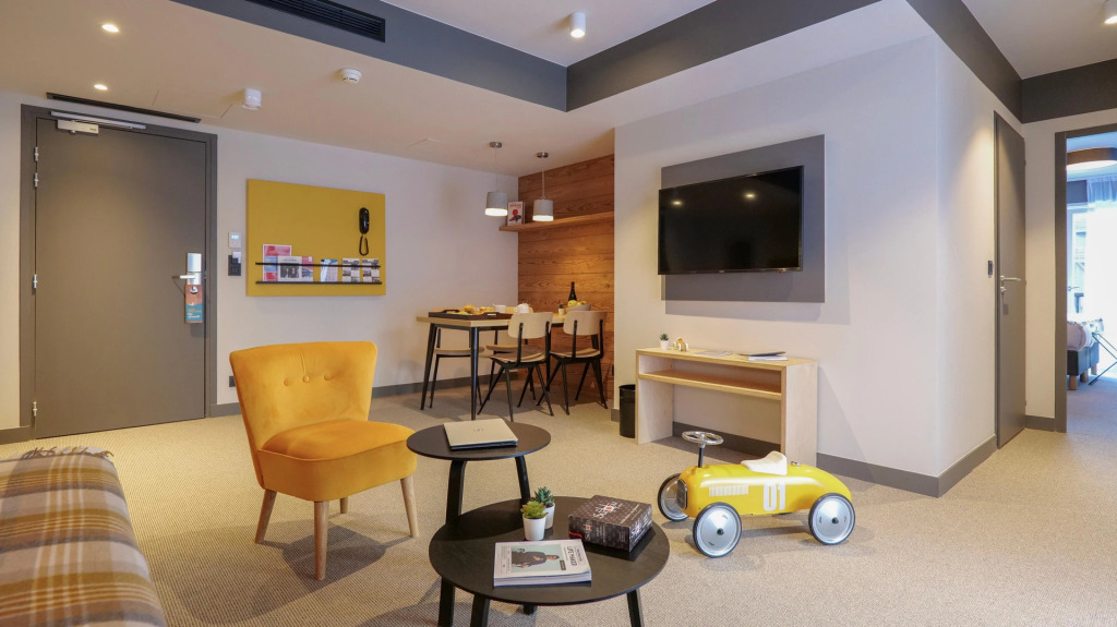 PlanB Hotel - Living Chamonix