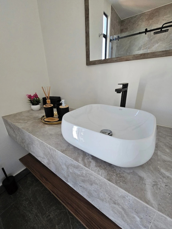Xoe Mini-suites and Apartments