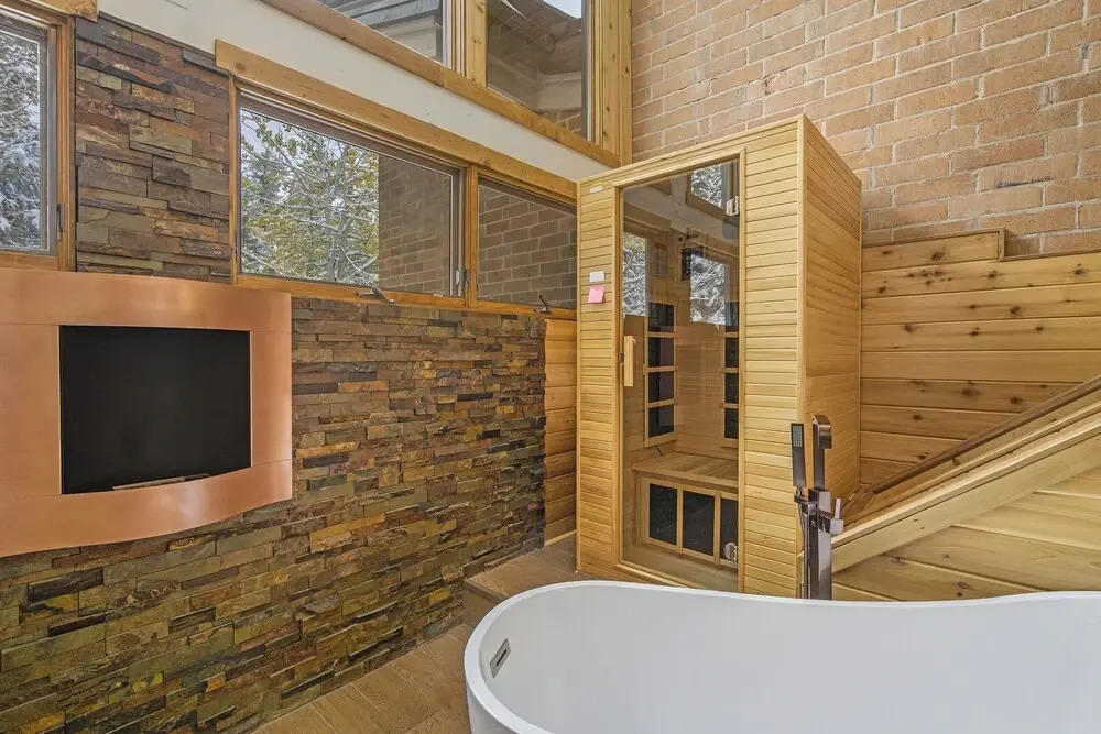 Winterwood 10 2 Bedroom Condo by Redawning