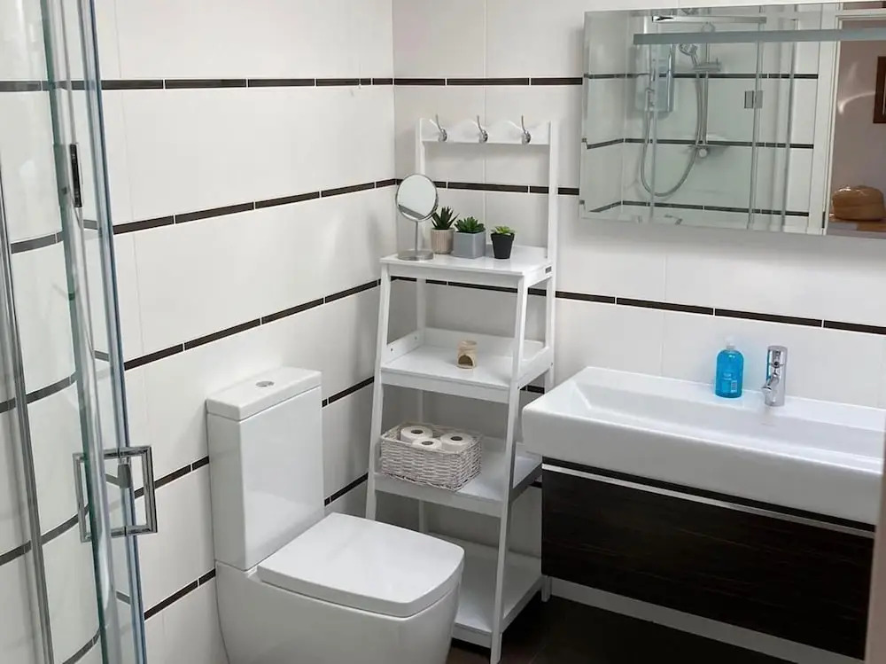 Countryside Annex- Sleeps 2, Free Parking & Garden
