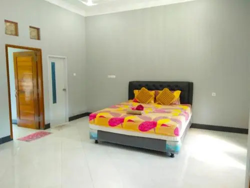 Rifqi Guesthouse