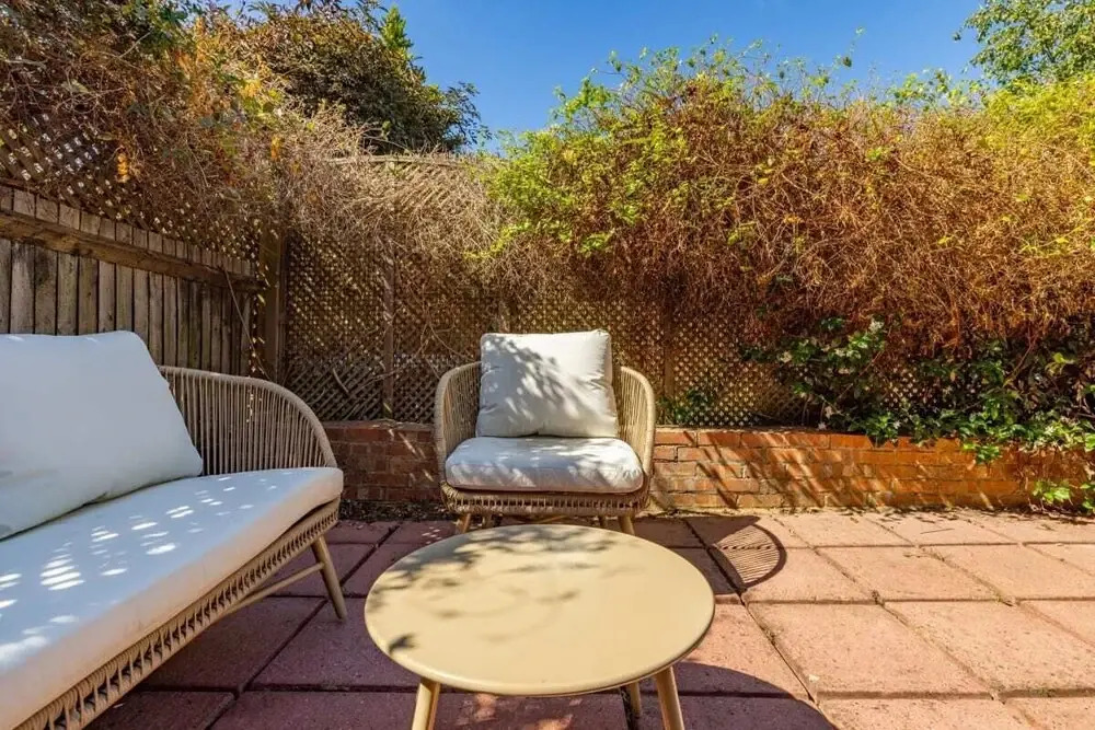 The Fulham Bolthole - Beckoning 2bdr Flat With Garden
