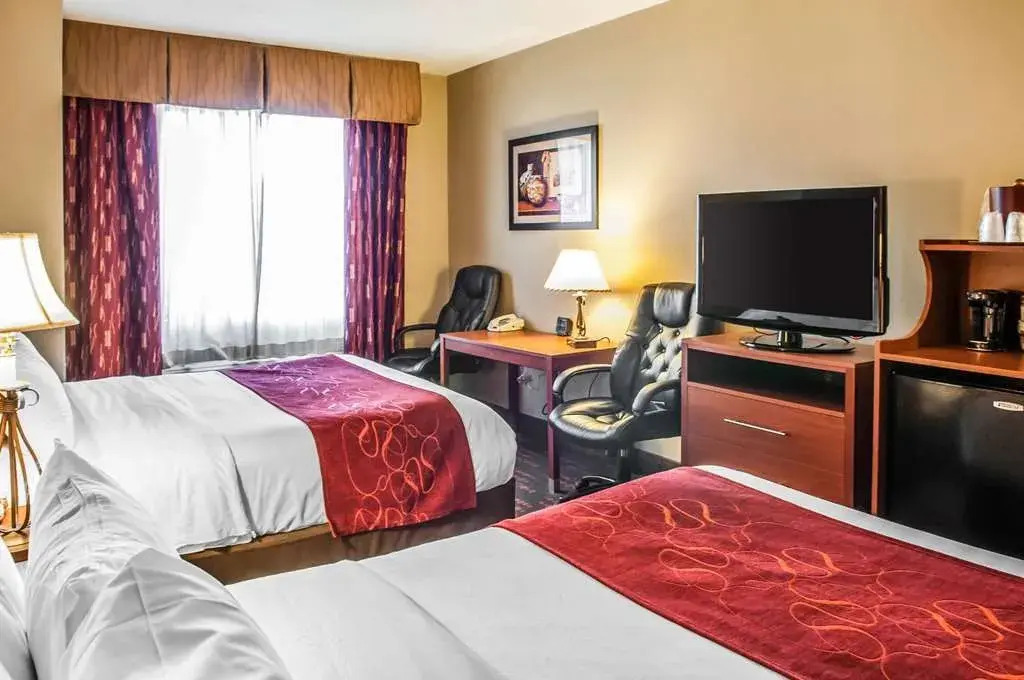 Comfort Suites