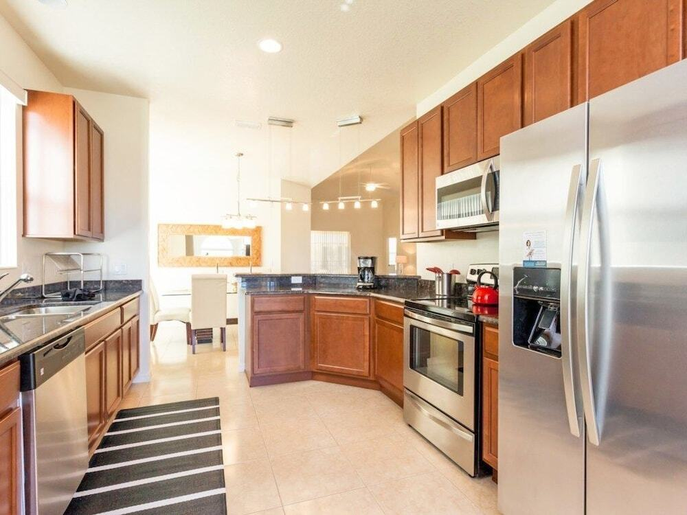Crystal Cove Resort - Beautiful 4BR Vacation Home near Disney Parks in Florida - FVV 40498