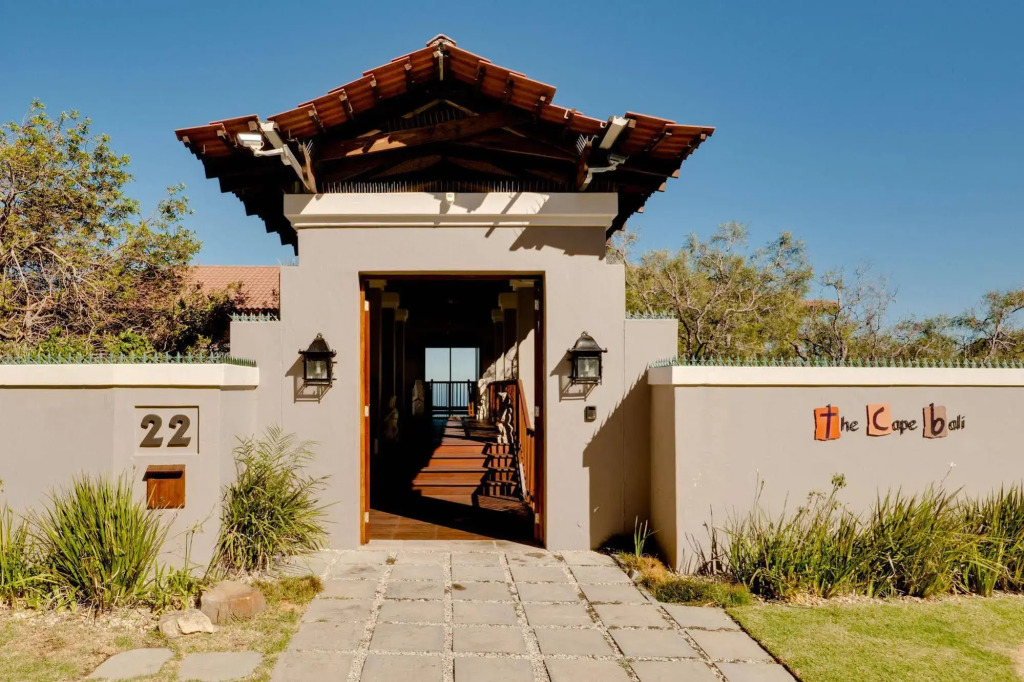 The Cape Bali Luxury Villa with Ocean Views in Camps Bay