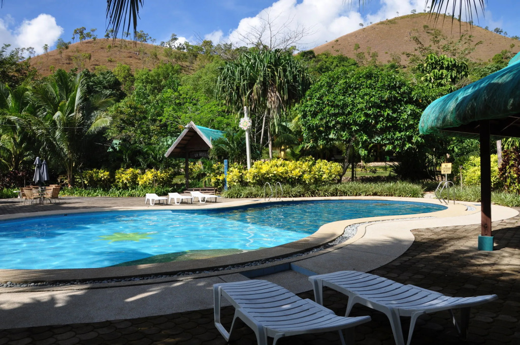 Busuanga Island Paradise Hotel