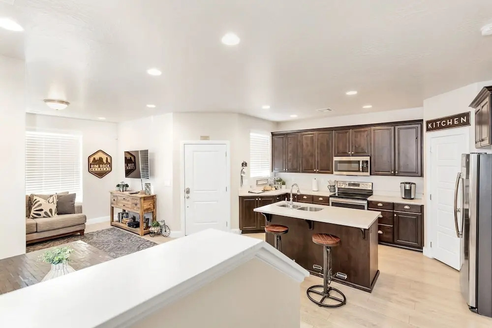 Rim Rock At The Casitas 3 Bedroom Apts