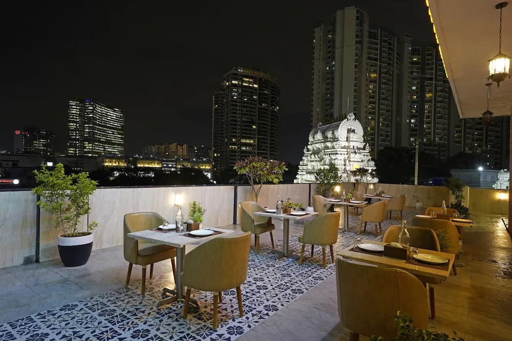 Kingston Hotel