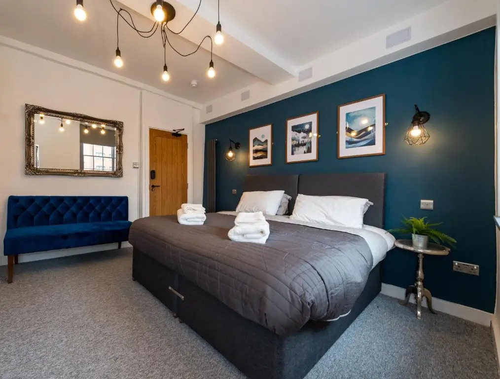 Riize Rooms - Self Check In Boutique Hotel