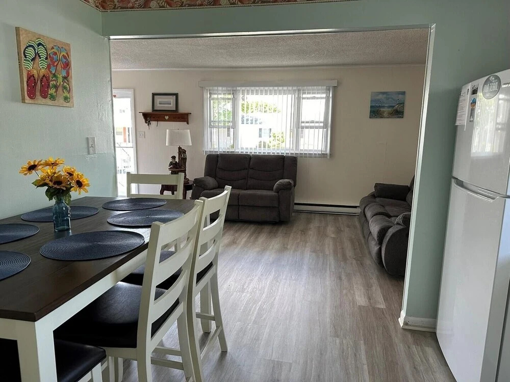 Bianchi 1 - Ocean City, Md 2 Bedroom Condo by RedAwning