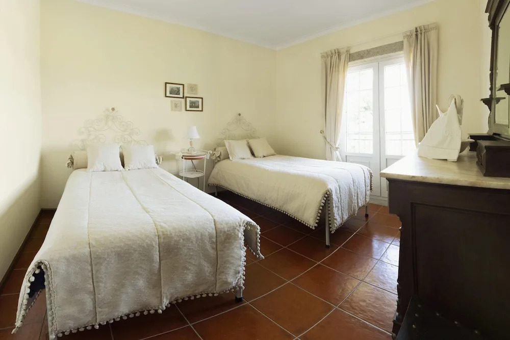 House With 5 Bedrooms in Paredes de Coura, With Wonderful Mountain View, Private Pool, Enclosed Garden Near the Beach