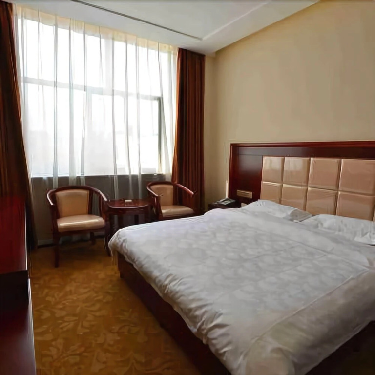 Lanzhou Huachen Hotel