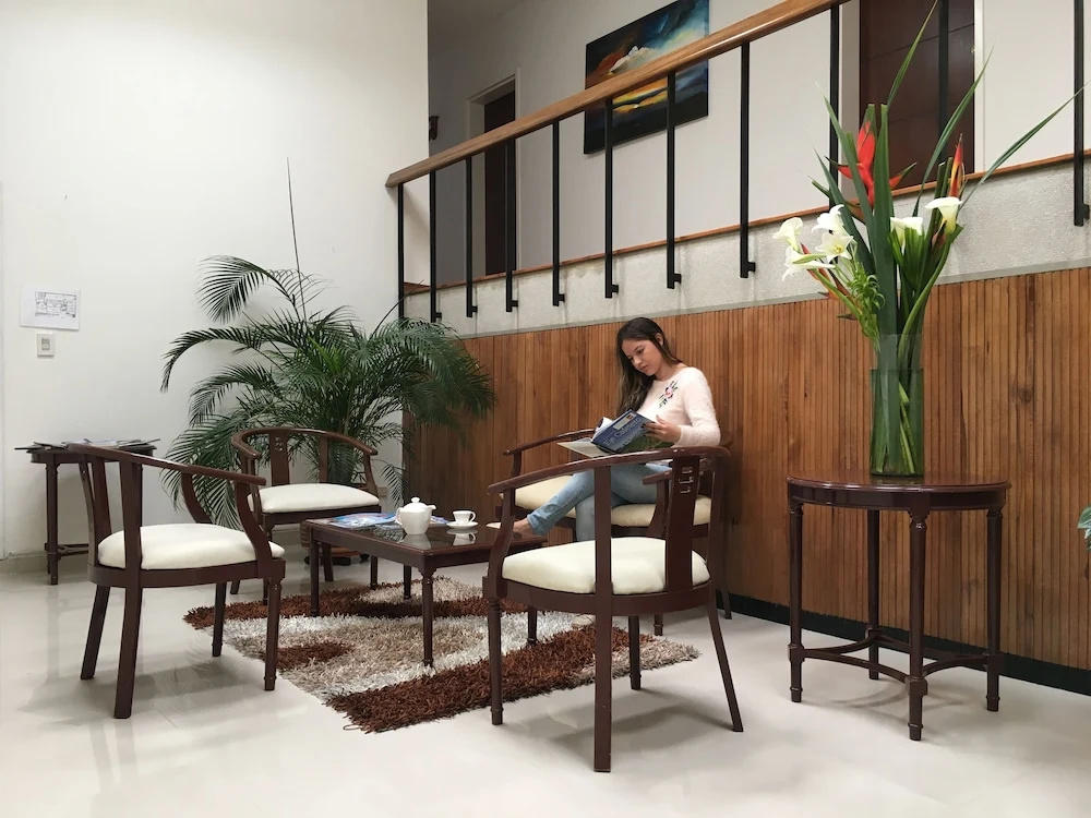 Regines Hotel