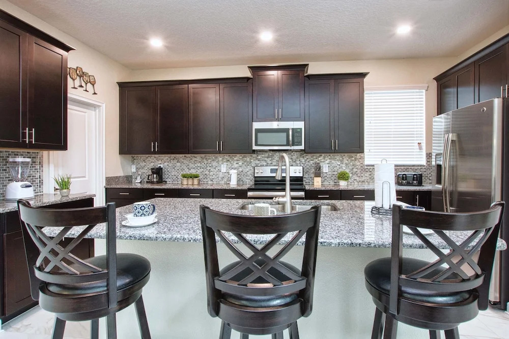 Storey Lake- 5 Bedroom Pool Home- 1661ST