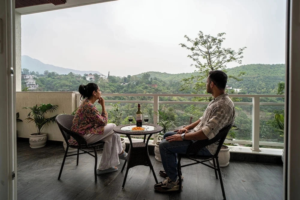 Alaya Stays Udgam Villas 5BHK Apartment