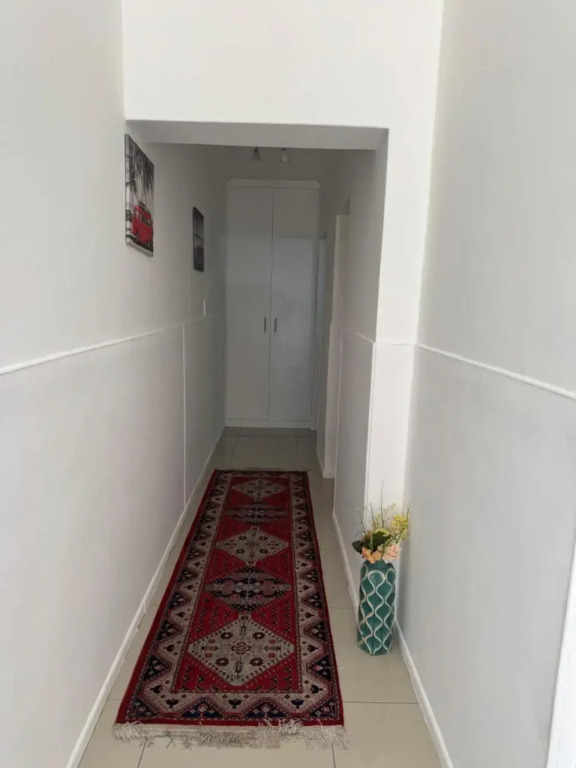 1 Bedroom Flat 100m away from the Beach with WIFI