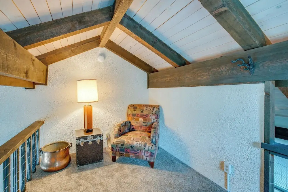 1 Mi to Stagecoach Lift! Homey Tahoe Townhome