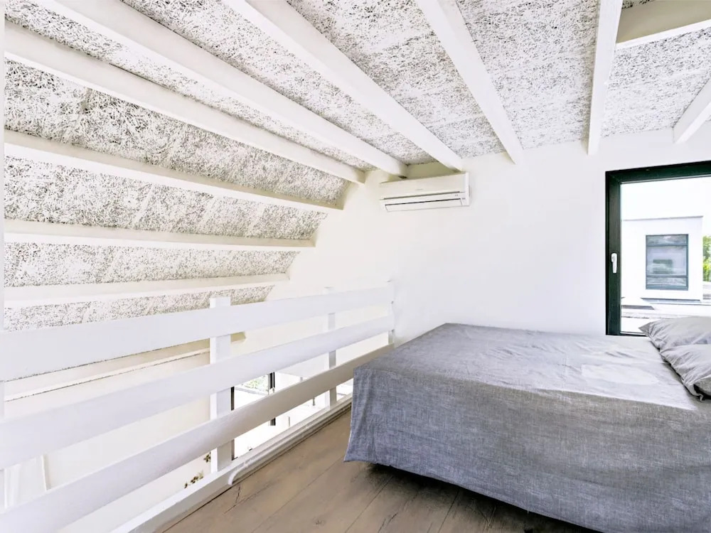 Stylish Holiday Home in Ouddorp near Beach