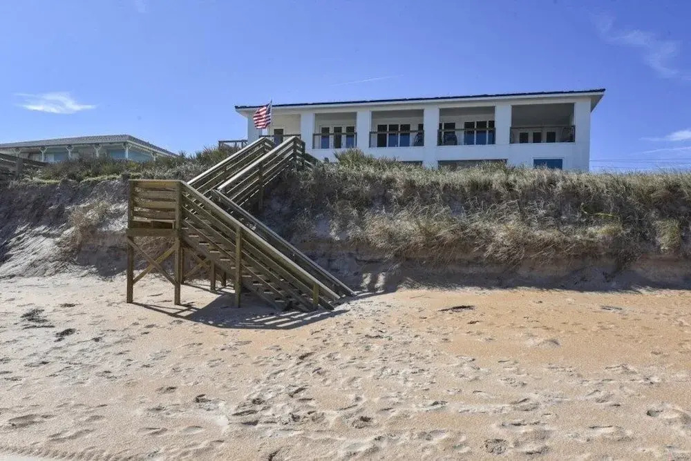The White House On Flagler Beach - Unit 12 1 Bedroom Apts