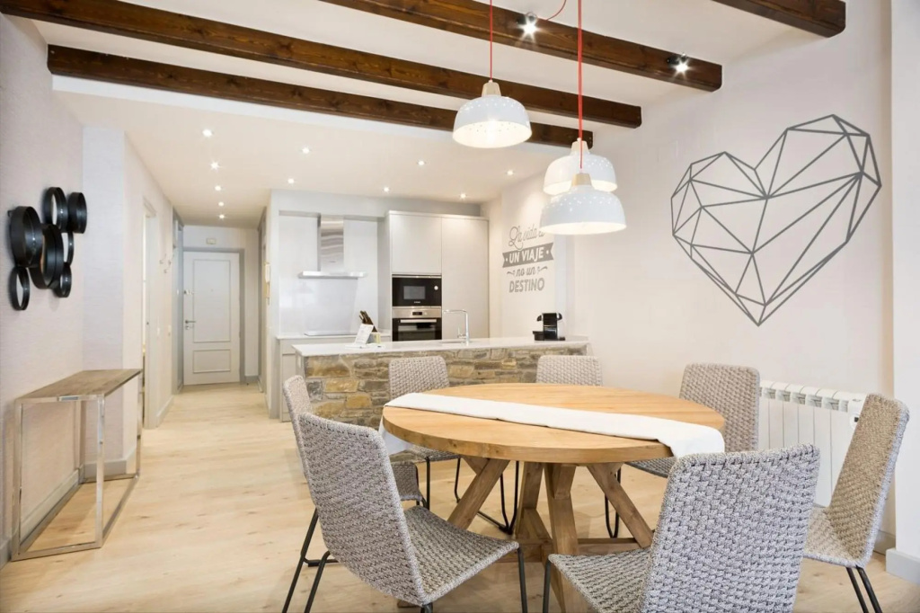 Luderna - Apartamento con Terraza Bonaigua B1 Joanchiquet